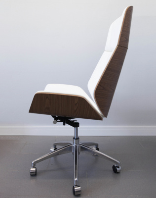 Кресло из натуральной кожи, каркас дерево арт. FX-BC06 - купить в Вологде. Цена 34 820.52 руб.