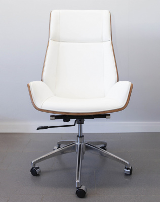 Кресло из натуральной кожи, каркас дерево арт. FX-BC06 - купить в Вологде. Цена 34 820.52 руб.